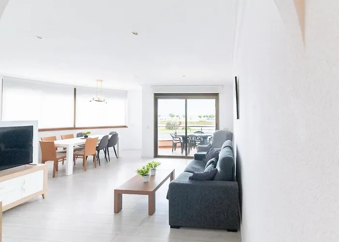 Edificio Blaucel By Interhome * Empuriabrava